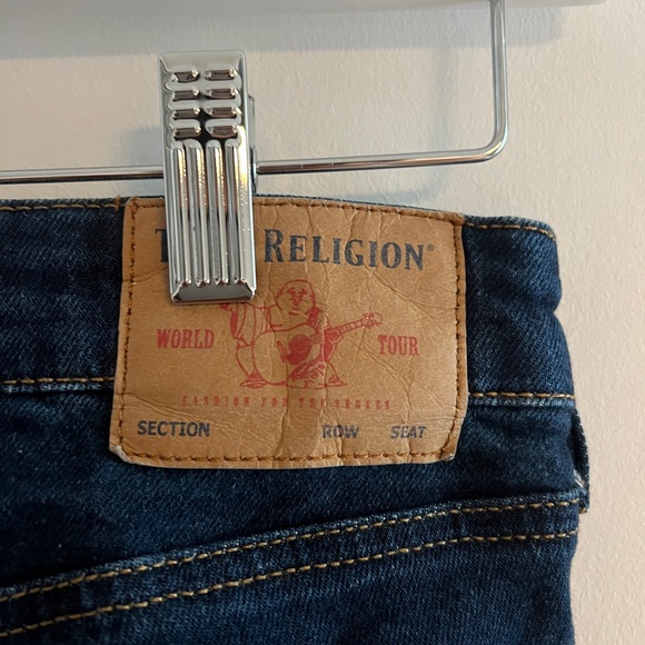 Like new True Religion jeans! - Picture 3 of 4